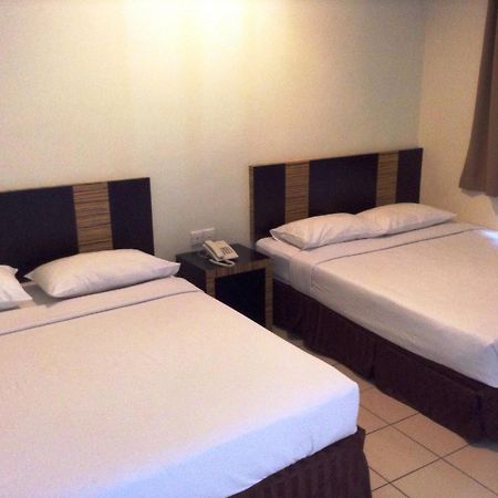 Hotel Traveller Kota Kinabalu Phòng bức ảnh
