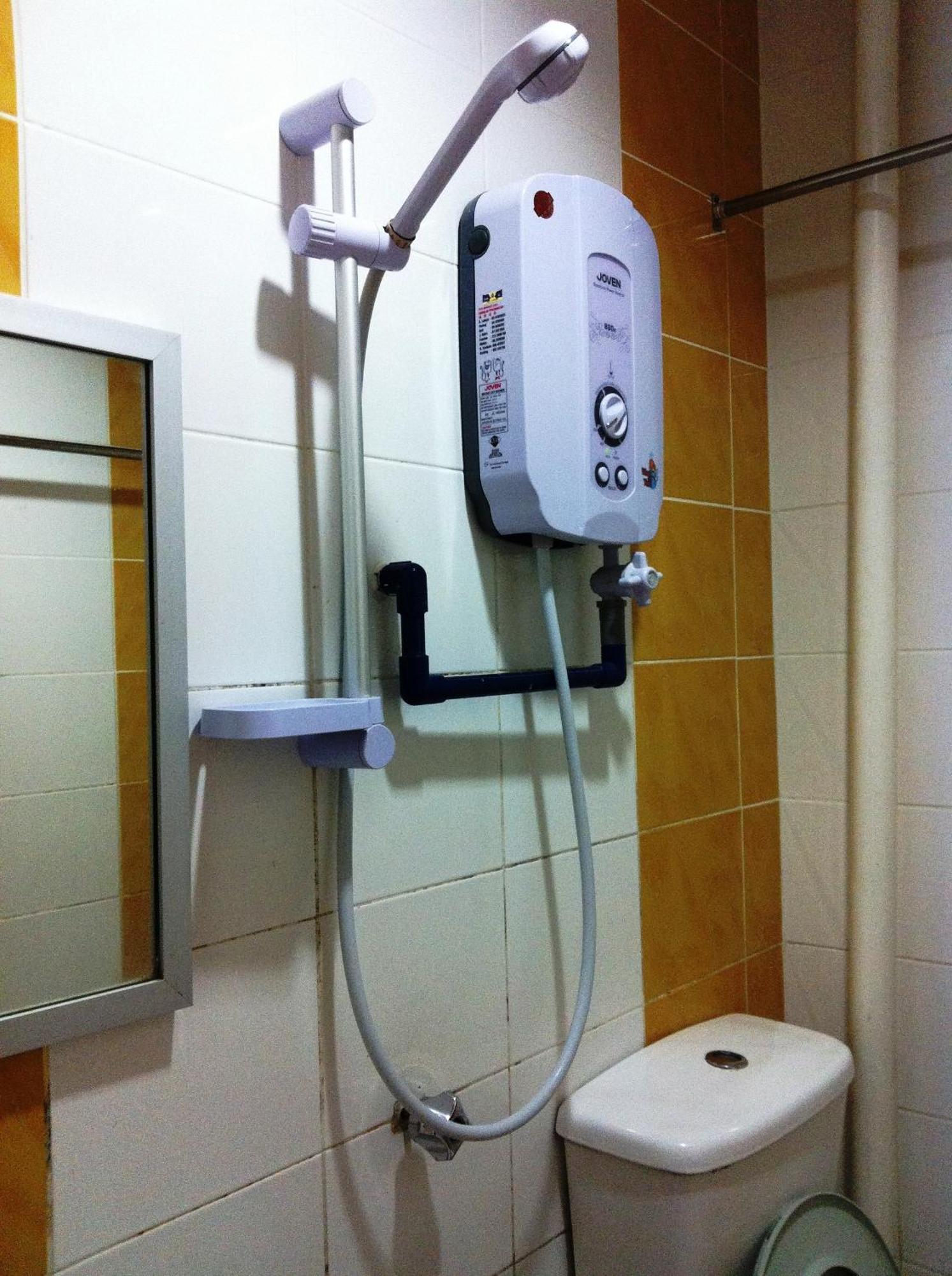 Hotel Traveller Kota Kinabalu Phòng bức ảnh