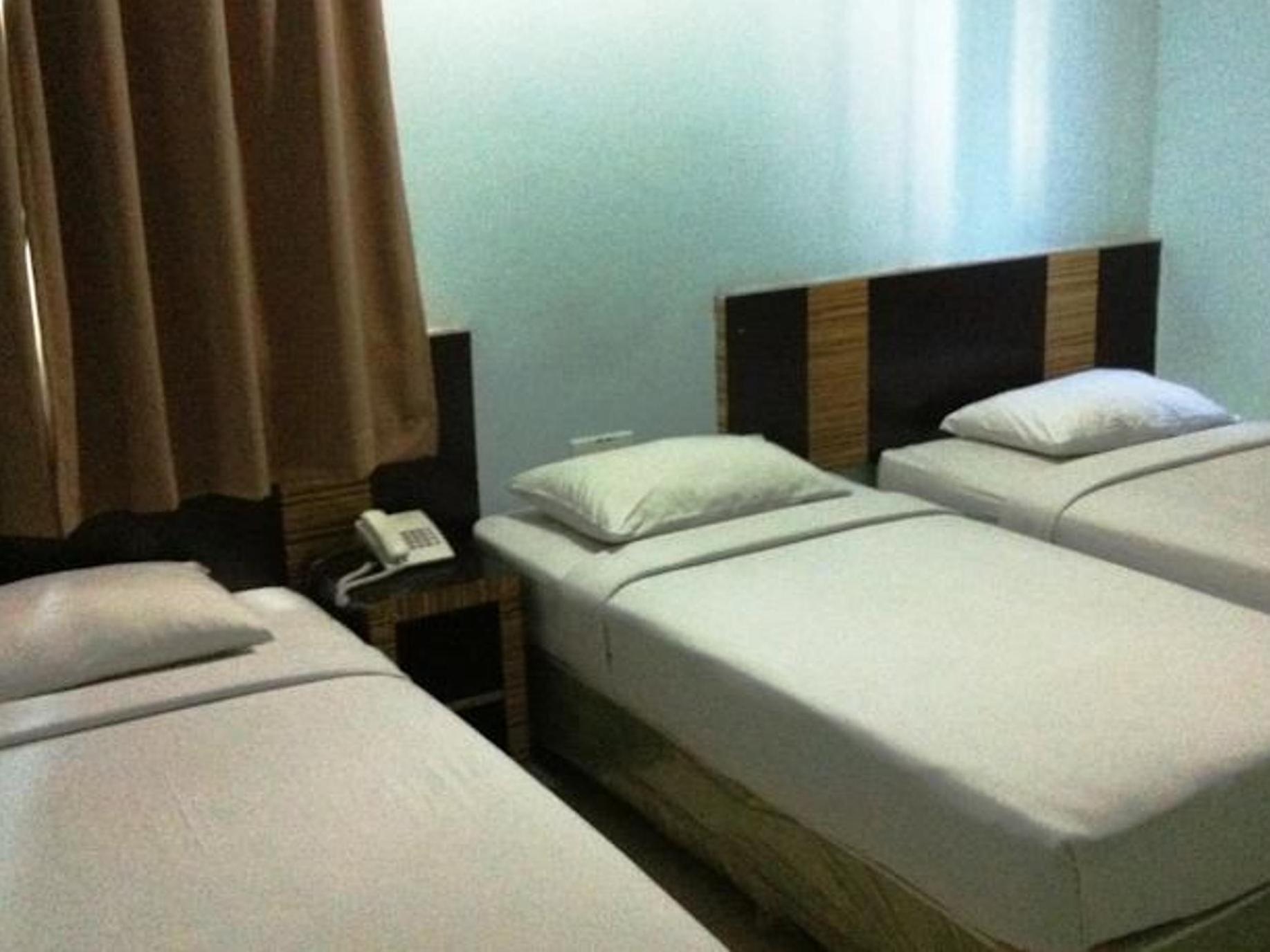 Hotel Traveller Kota Kinabalu Ngoại thất bức ảnh
