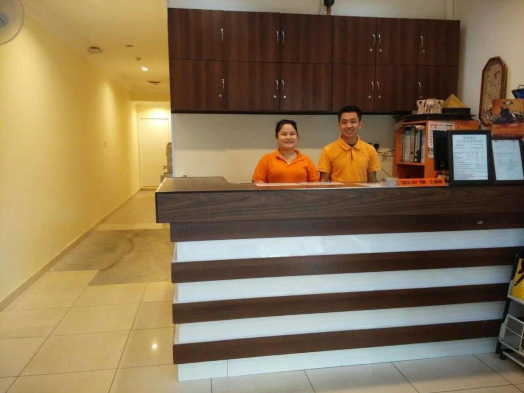 Hotel Traveller Kota Kinabalu Ngoại thất bức ảnh